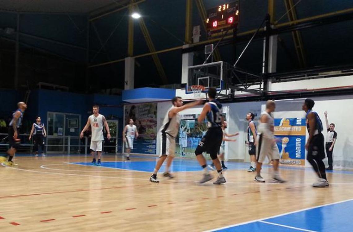 Basket, grandissima rimonta - Il Sora da -32 alla vittoria, all'Arena Felici di Roma
