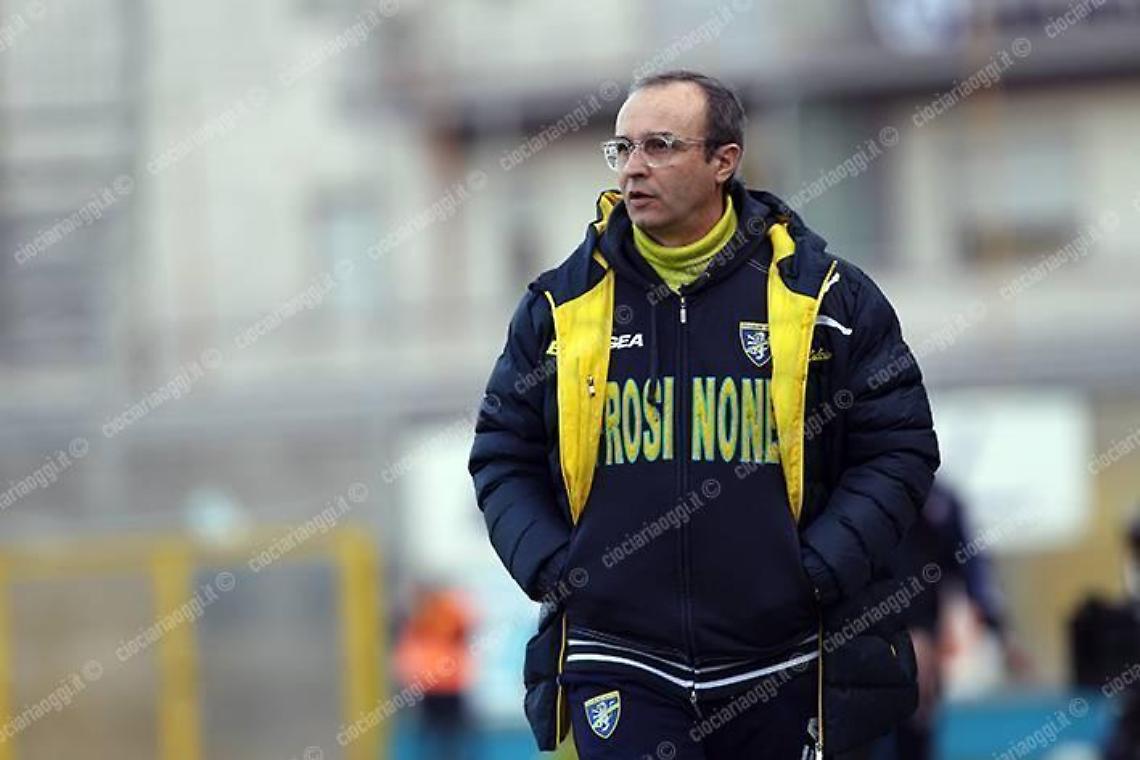 Ternana-Frosinone 2-0: Palombi stende i canarini. Ora &egrave; crisi: la vetta dista otto punti