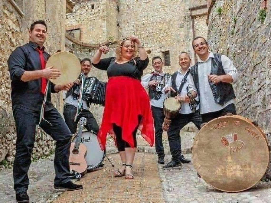 Così rivive il borgo: appuntamento da non perdere a Santa Croce con Sapere e Sapori