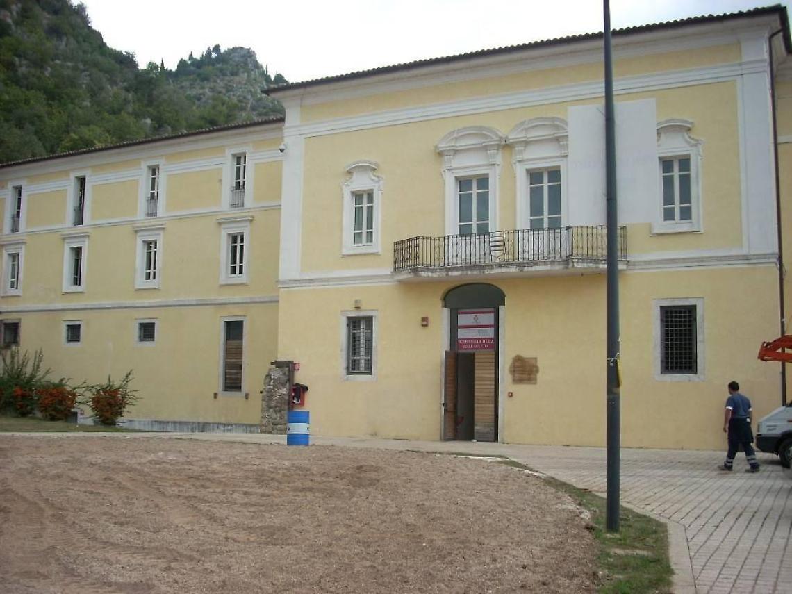 La mostra "Tessere la speranza" incanta la città: l'appuntamento fino al 22 luglio