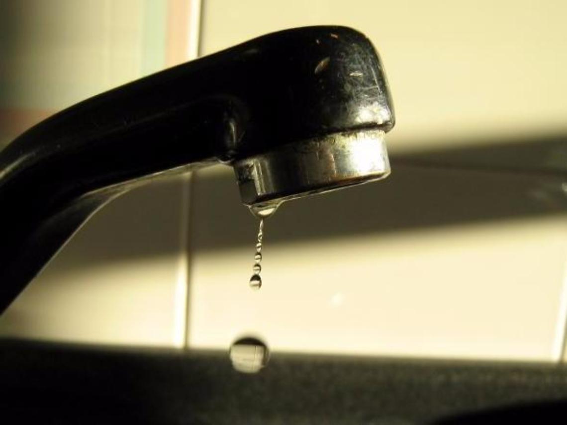 Improvvisa sospensione del flusso idrico: rubinetti a secco
