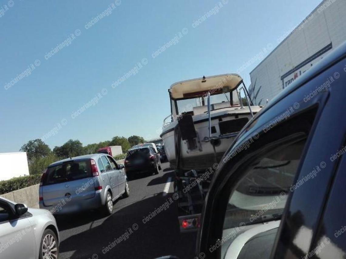 Incidente mortale a Pontecorvo: coinvolti due mezzi pesanti e un'auto