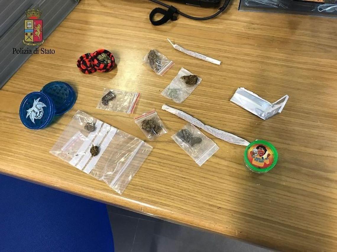 Obiettivo legalità: la Polizia prosegue l'attività antidroga nelle scuole