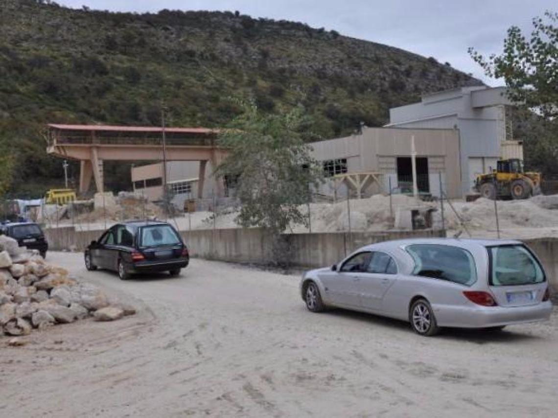 Delitto Mattei, colpo di scena: si torna nella cava a caccia della verita'