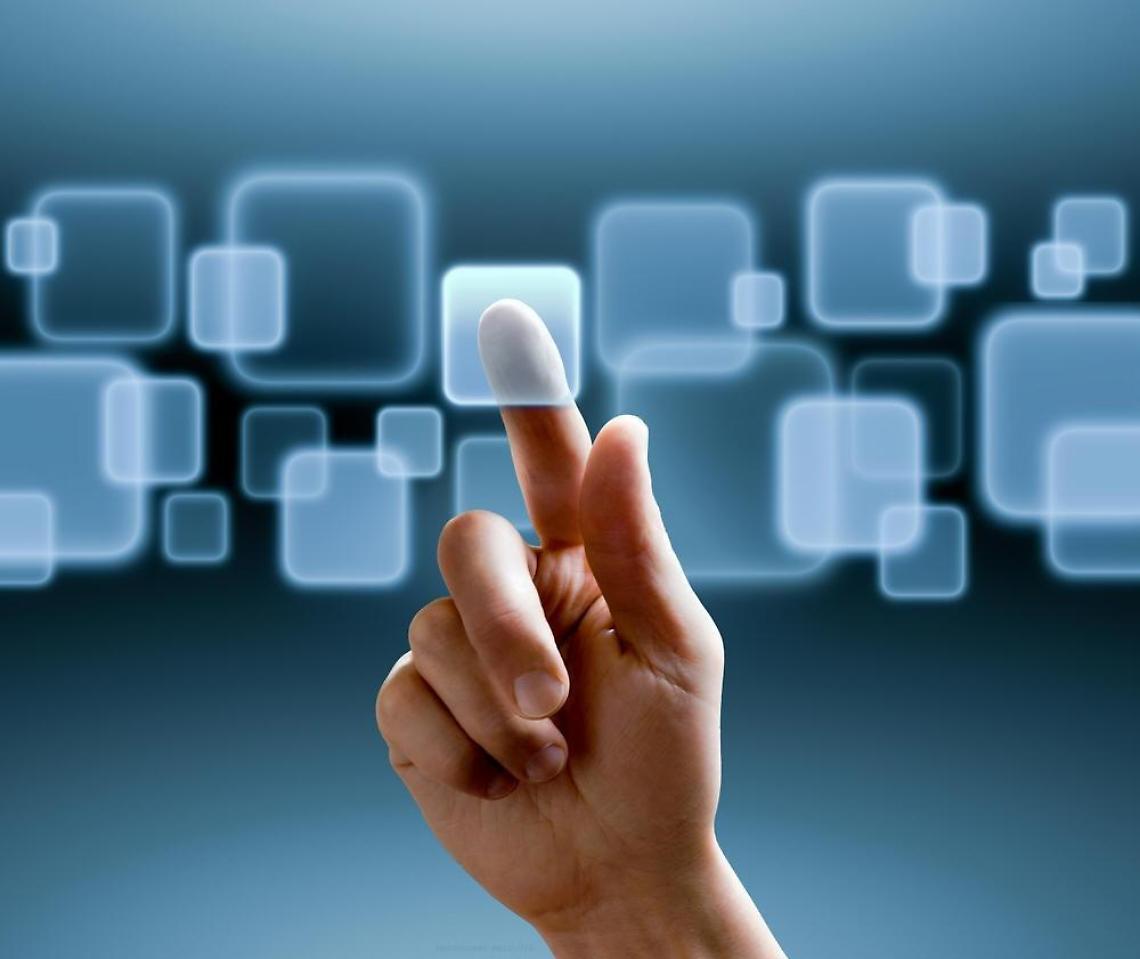 “Generazione touch, tra social e realtà”: sabato l'incontro