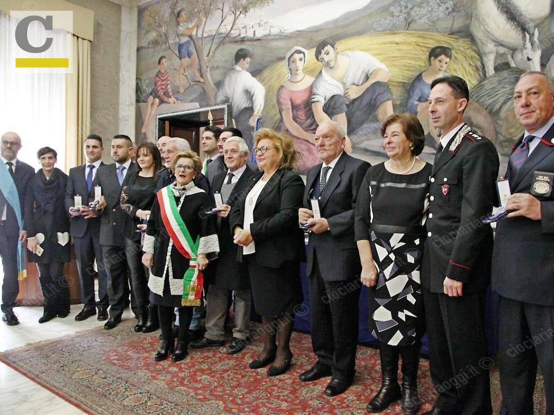 Prefettura: consegnate sette medaglie d'onore