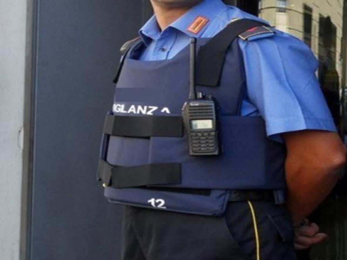 Guardia giurata abbandonava il posto di lavoro: giudice legittima licenziamento