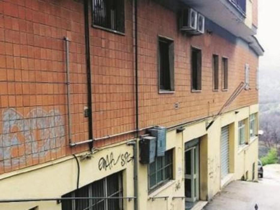 Furto al centro di formazione: svaligiato distributore di bevande, bottino magro