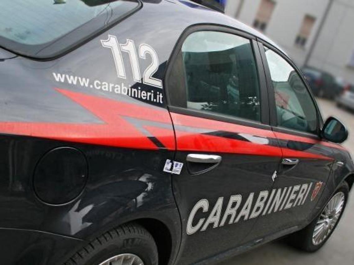 Anziano picchiato e rapinato: indagini a tutto campo per identificare i banditi