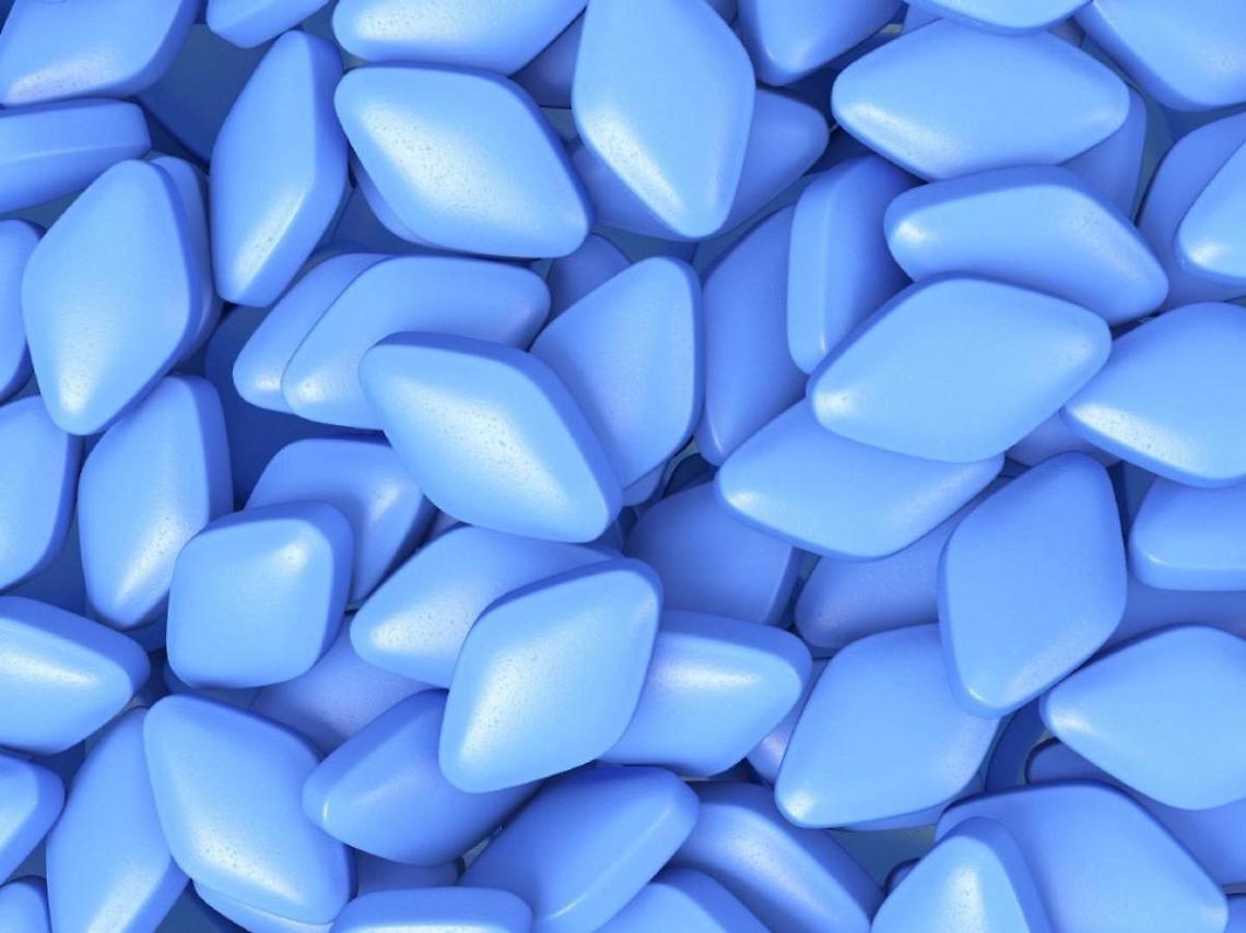 Rivendevano viagra acquistato truffando lo Stato: sette arresti