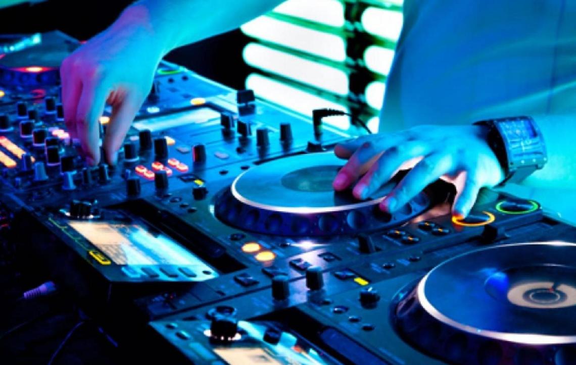 Musica, socialità, divertimento e cibo buono: torna il Pic-mix