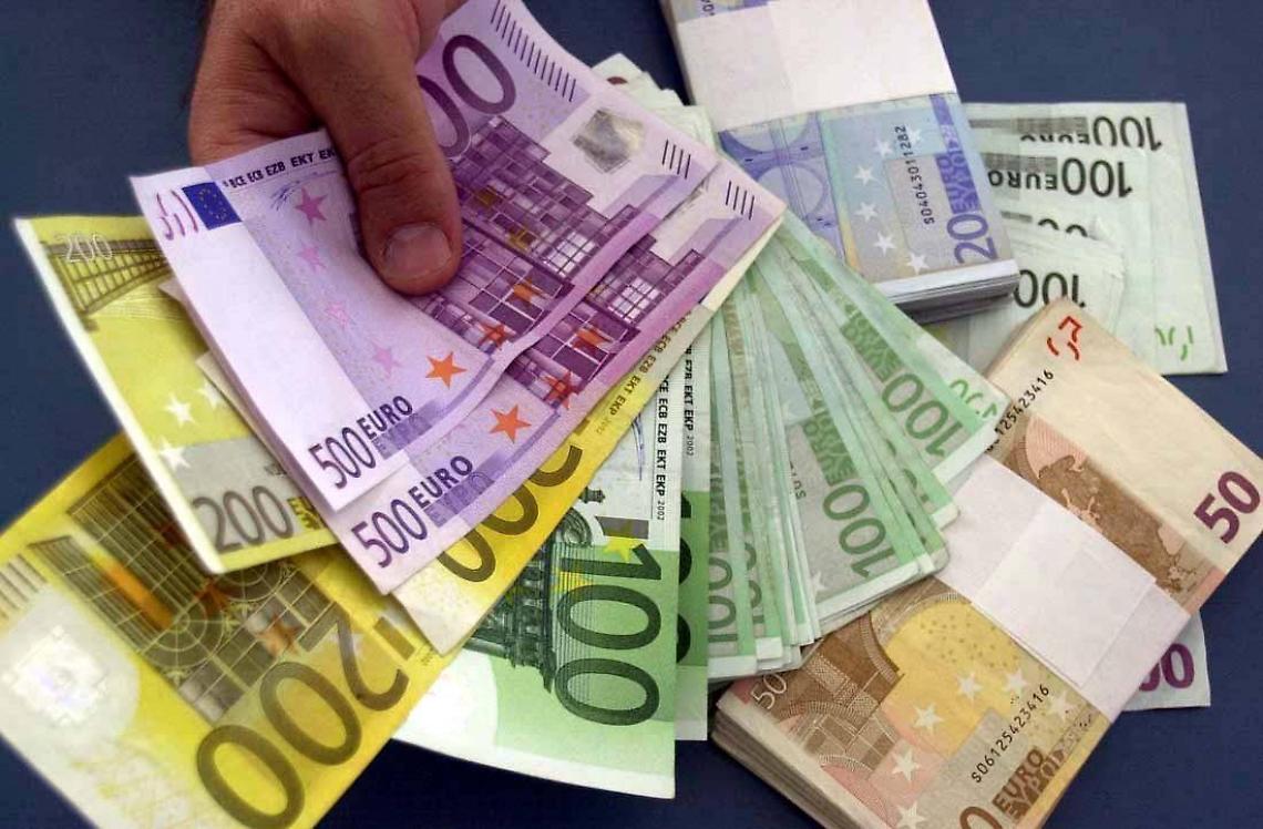 Economia, versamenti e prelievi: arriveranno nuovi limiti