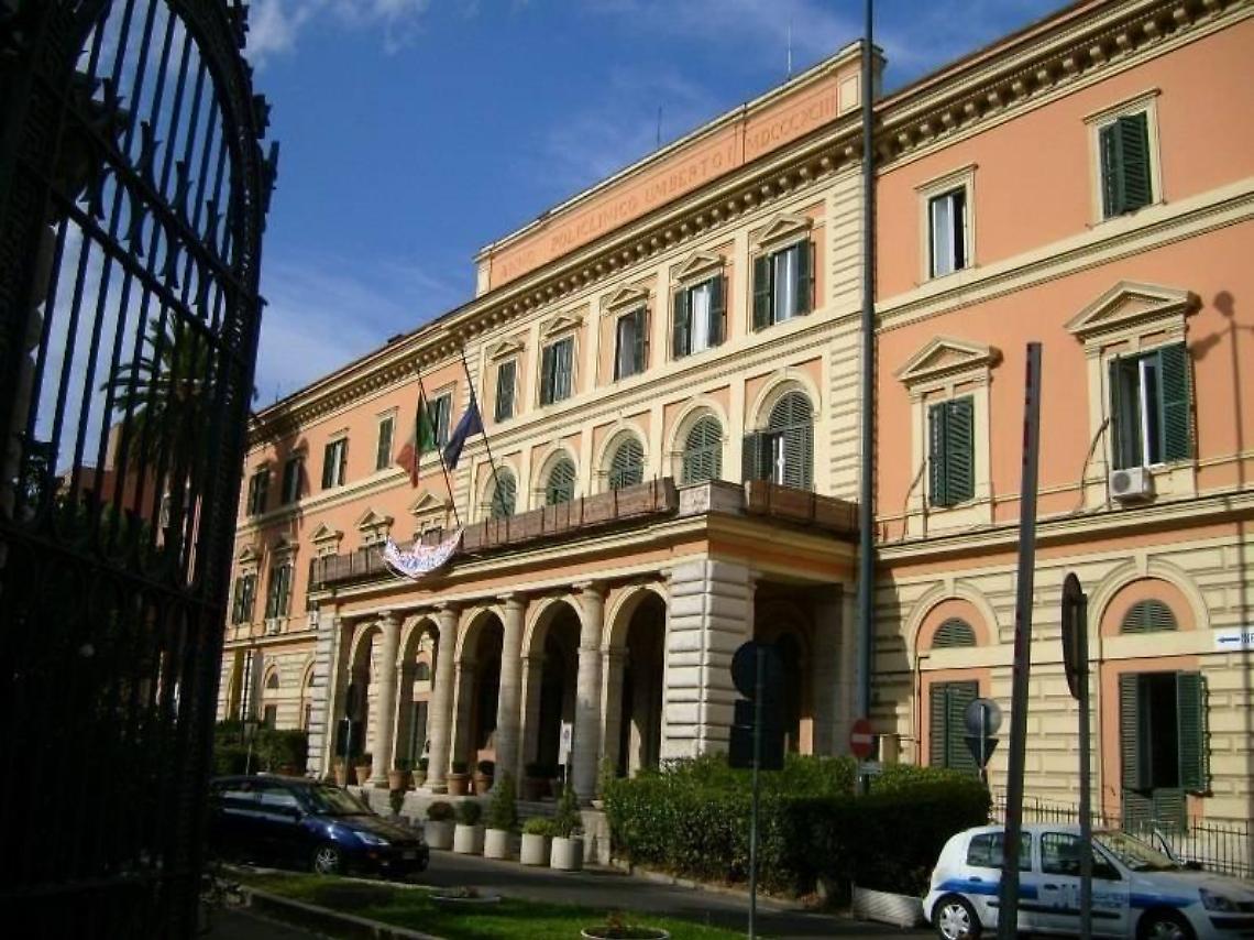 Cade nella piscina vuota e perde la vita: oggi l'addio ad Angelo Castaldi