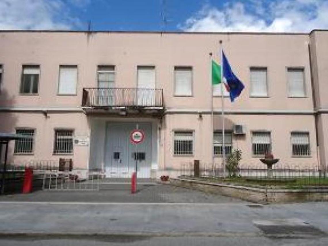 Cassino, fiamme nel carcere: detenuto straniero da fuoco alla sua cella