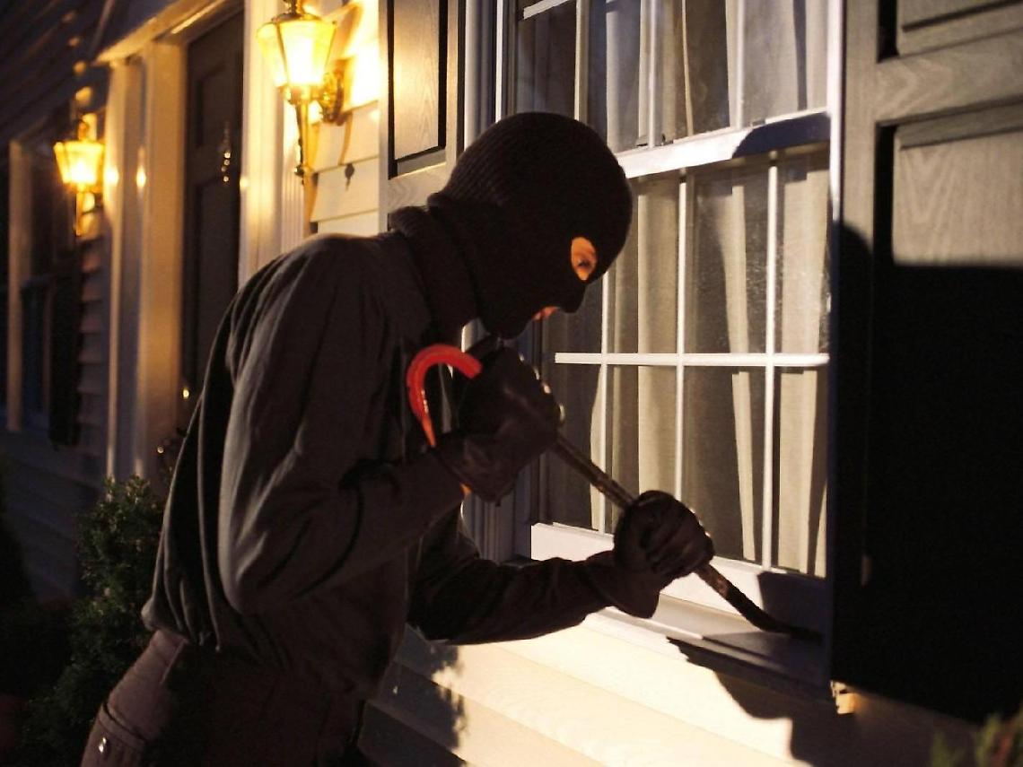 Ladri scatenati: un magrebino ed un ciociaro identificati dai carabinieri