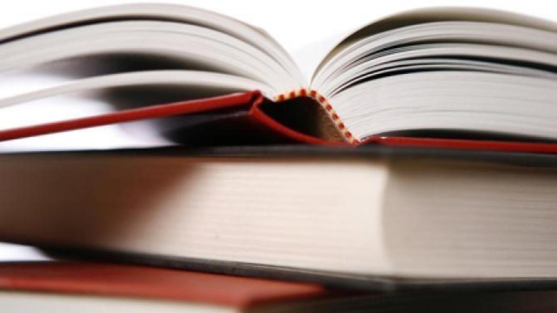 Scuola, libri gratuiti per gli studenti: arriva un bando. Ecco come fare domanda