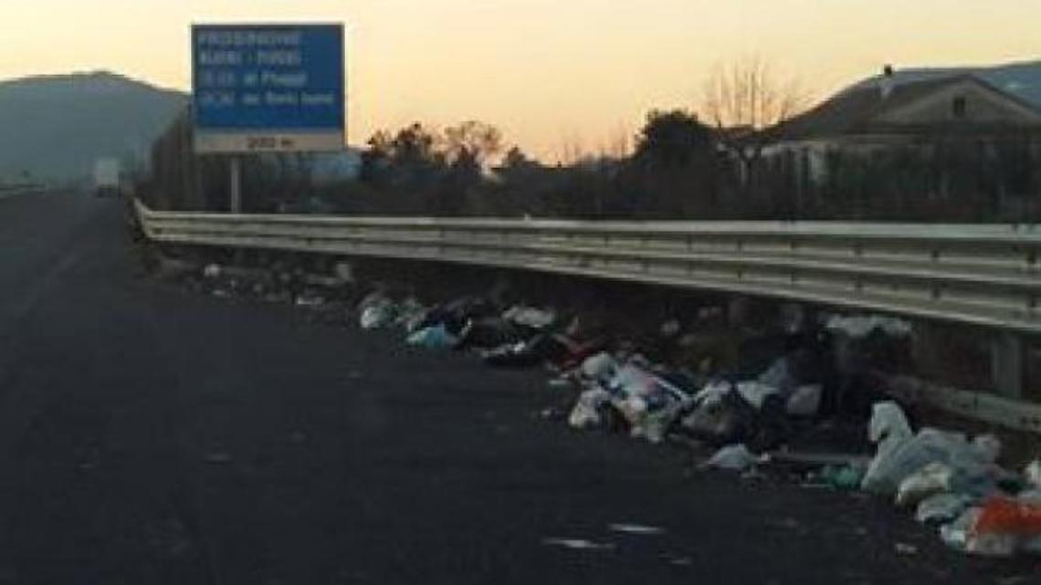 Emergenza rifiuti sulla Sora-Ferentino, il degrado sarà presto eliminato