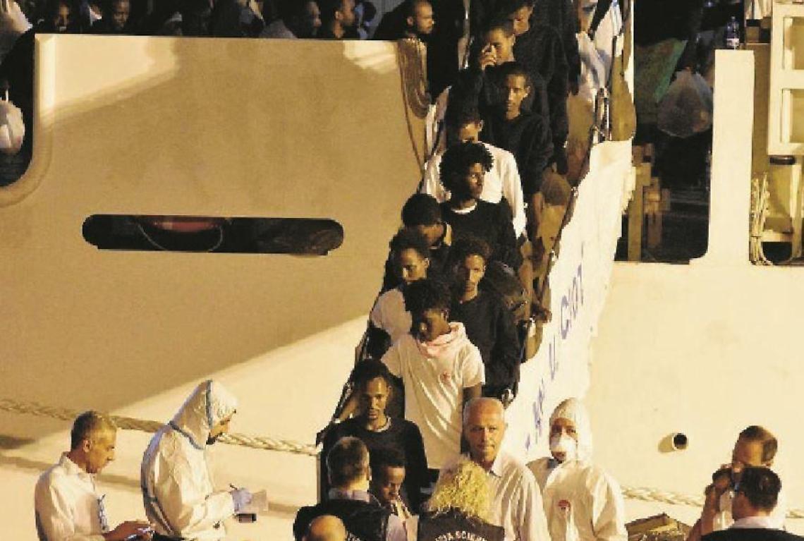 Vanno a Roma ma non tornano a casa: spariti quattro migranti della "Diciotti"