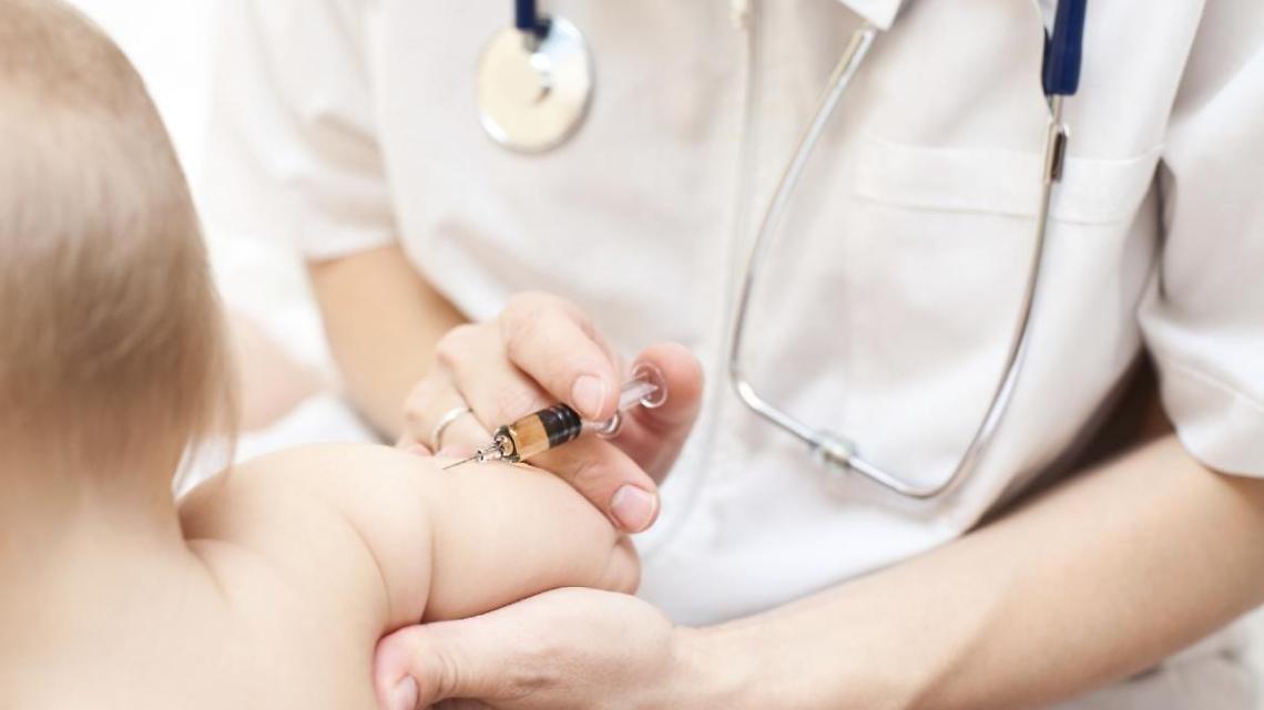Caos vaccini, arriva l'Anagrafe unica vaccinale regionale