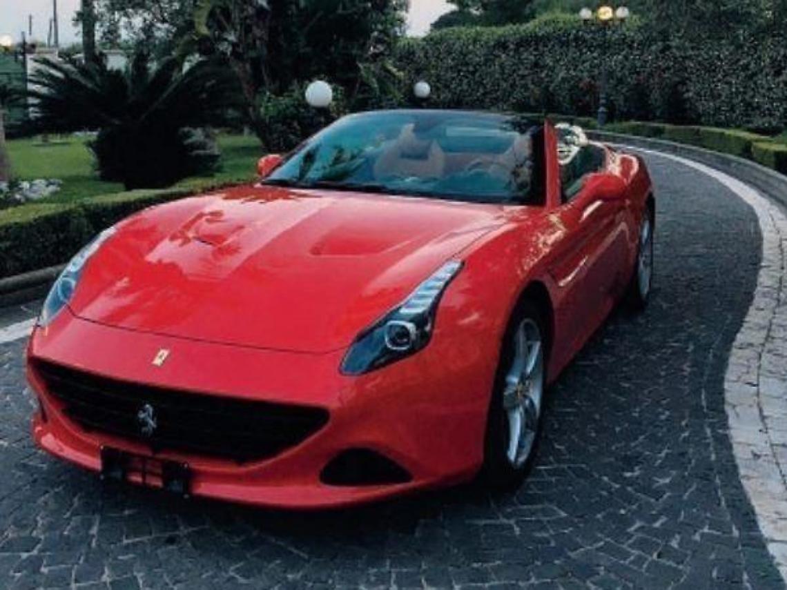 Scandalo patenti facili, la Ferrari California resta sequestrata