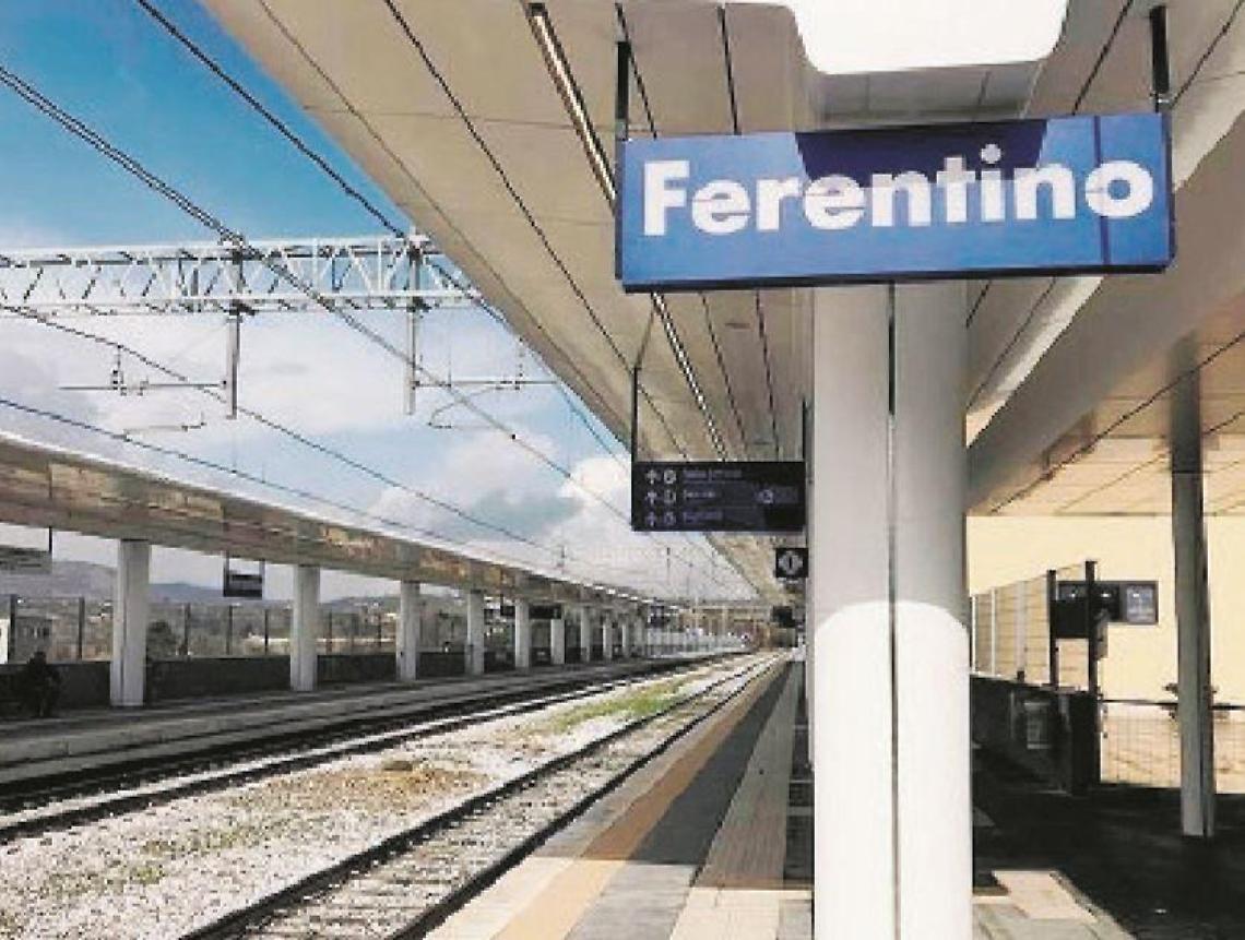 Ferentino, roghi alla stazione: è caccia al piromane seriale
