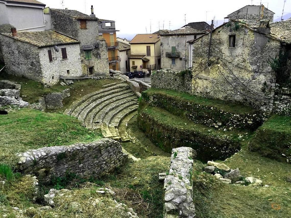 Open Day ad Aquinum: visite in abiti d'epoca e degustazioni, anche di notte