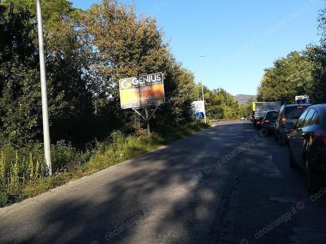 Frosinone, incidente su via Maria, tre feriti e traffico in tilt