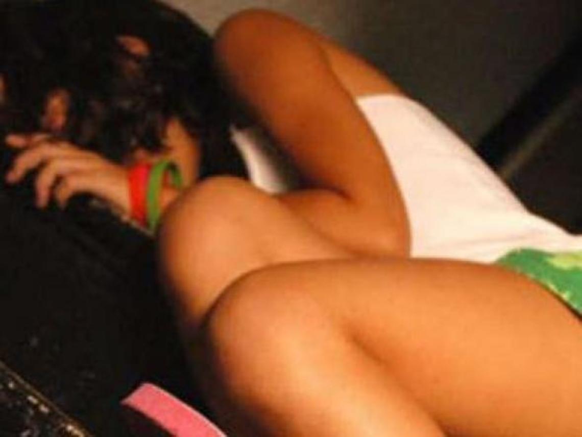 Baci pedofili alla figlia del vicino: 65enne condannato per violenza sessuale