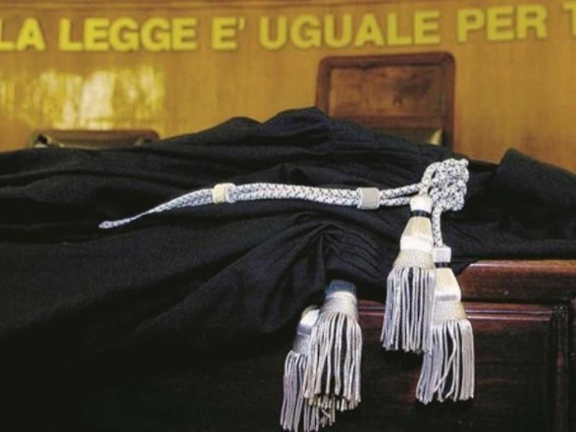 Picchiato e minacciato di morte da un profugo, scatta la denuncia