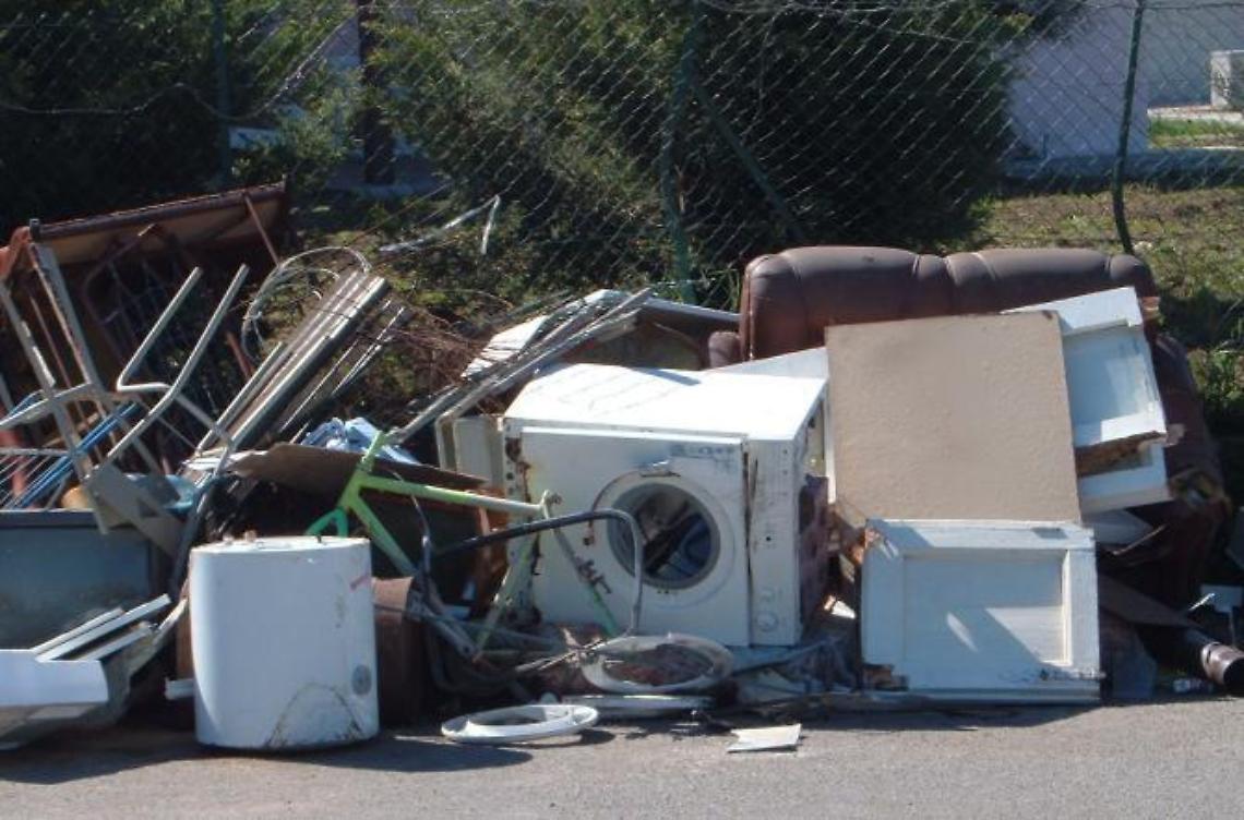 Rifiuti 'Raee' e ingombranti: sabato la raccolta nel capoluogo