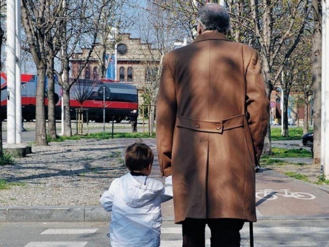 Il calo demografico preoccupa: sempre meno bambini e più anziani