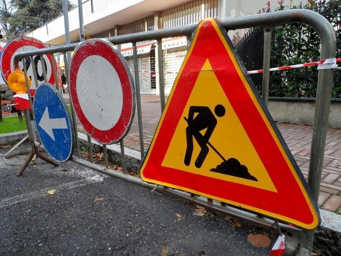 Strade e marciapiedi da incubo: i cittadini chiedono sicurezza