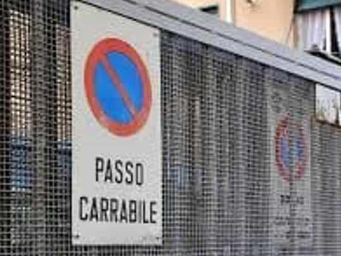 Addio alla tassa sui passi carrabili: abolita su tutto il territorio comunale