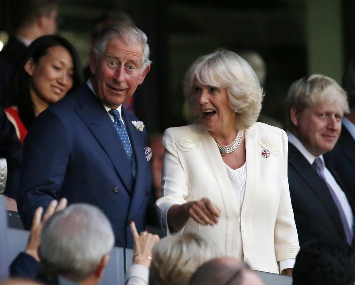 Casa reale, nuovo scandalo: spunta il figlio segreto di Carlo e Camilla