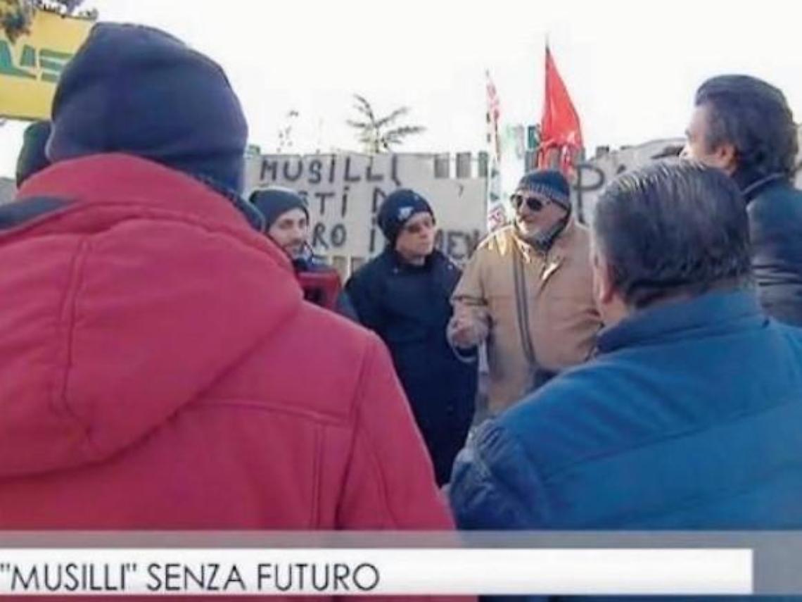Ex Musilli, continua il sit-in dei lavoratori: il caso finisce in Rai