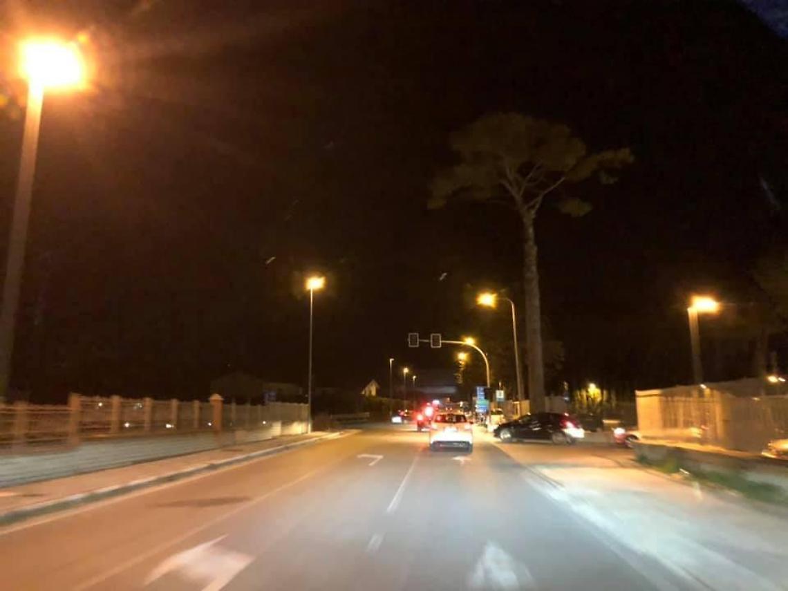 Statale 155 e innesto con la Superstrada: si riaccendono i lampioni