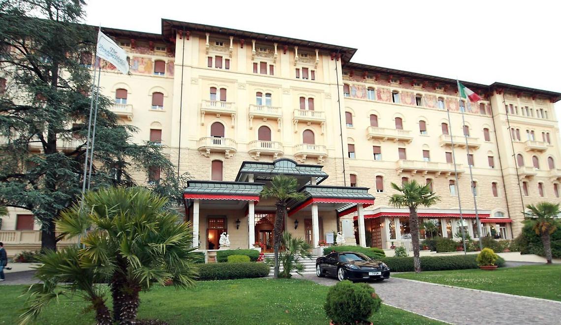 Vendita all'asta del Grand Hotel: attesa per i possibili acquirenti