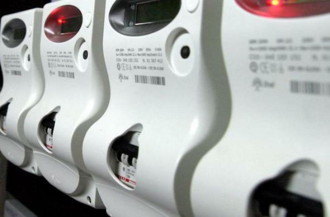 Ruba energia elettrica dal contatore del condominio: arrestato un 43enne
