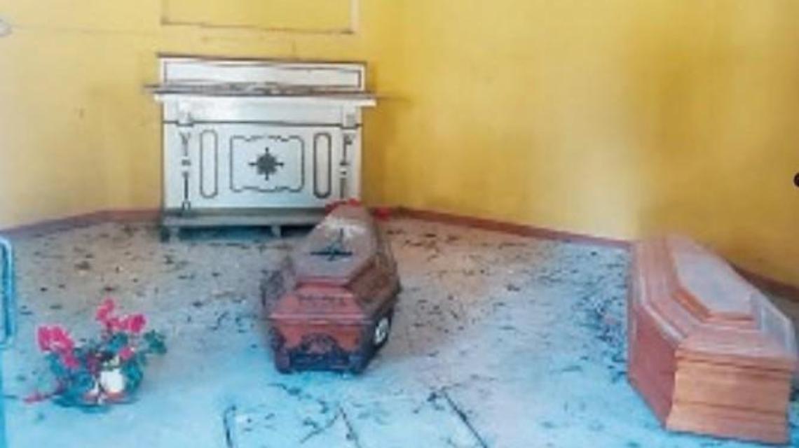 Isola del Liri, bare “custodite” nella chiesa: cittadini indignati
