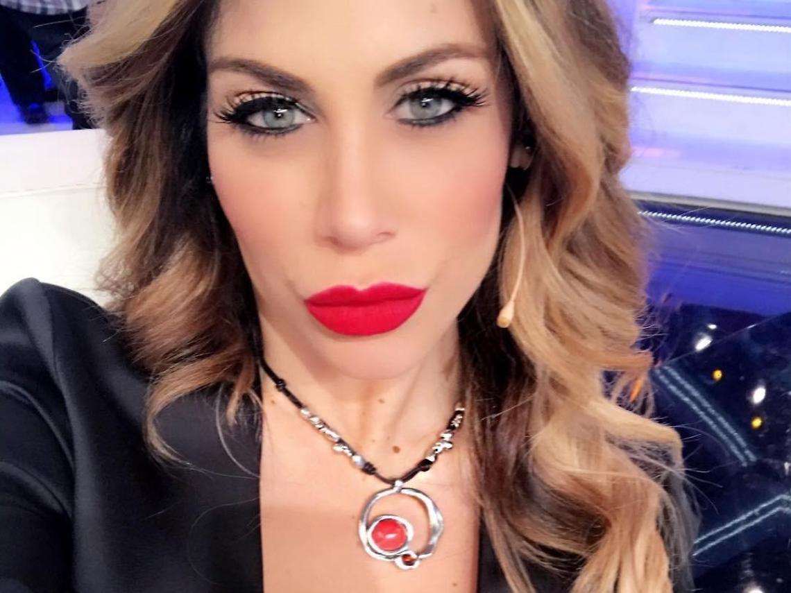 Paola Caruso, bikini super hot ad appena 42 giorni dal parto