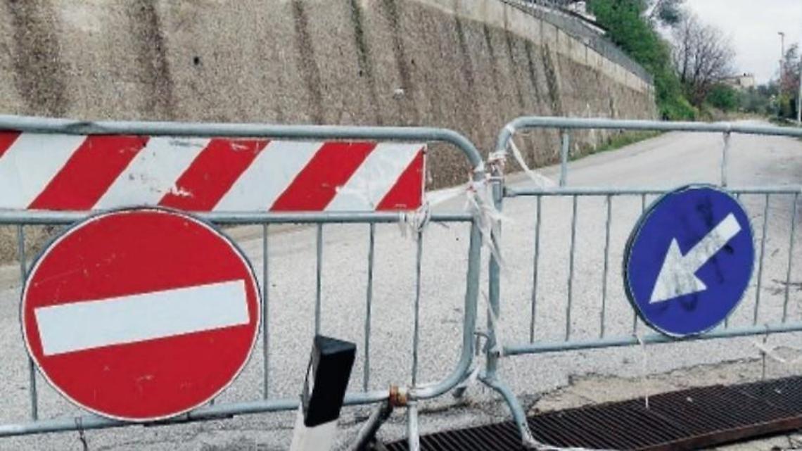 Sora, ancora problemi in via Valfrancesca. I cittadini: "Qui abbiamo paura"