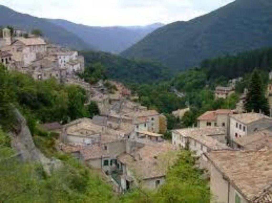 Abusi edilizi: quindici sono le persone denunciate. Si continua ad indagare
