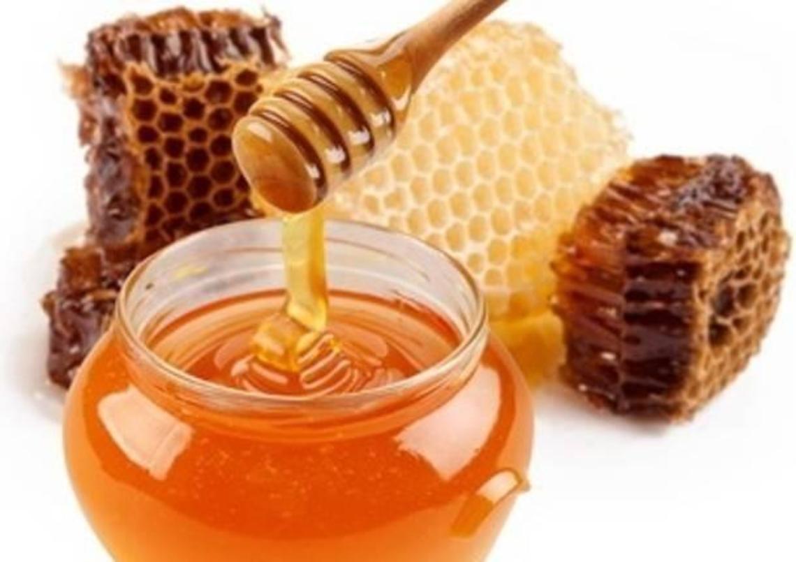 Una passione "dolce" come il miele: proprietà benefiche del prodotto delle api