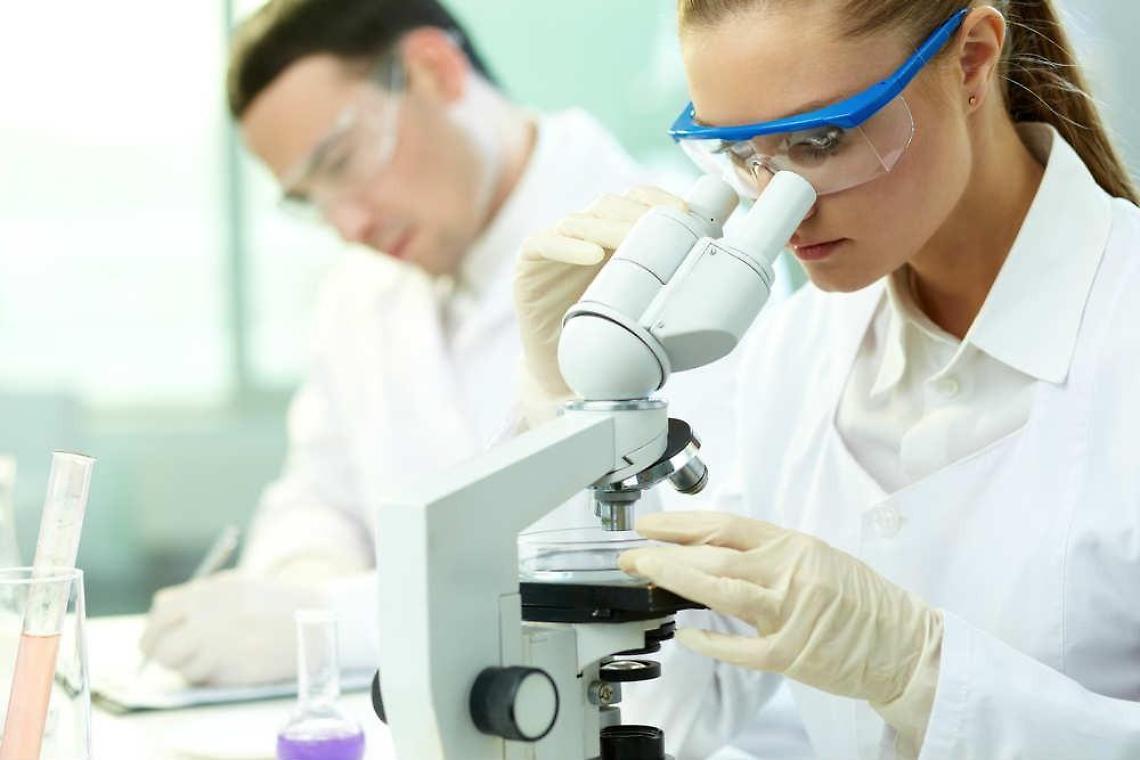 Ricerca contro il cancro: l'incontro formativo con le scuole