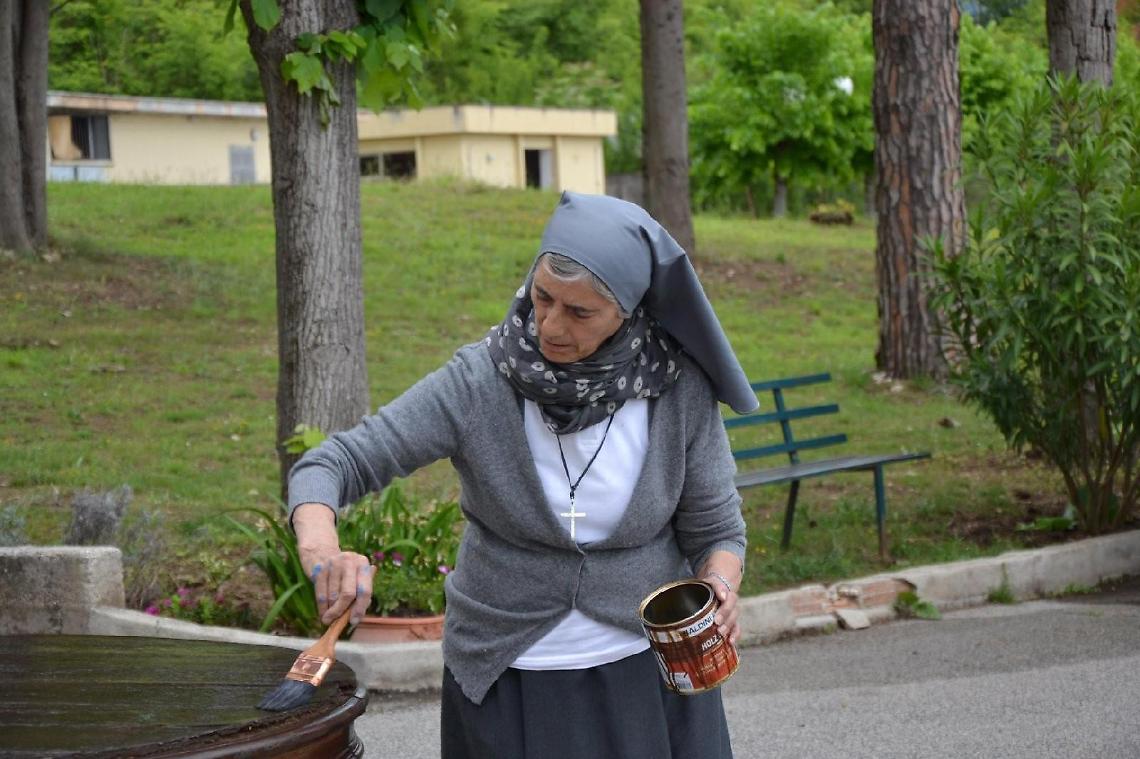 Casa della Carità: la forza di suor Ermanna dietro un compleanno speciale