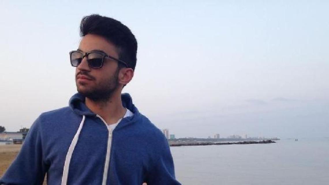 Giovane muore davanti ai genitori, cittadina e università sotto choc