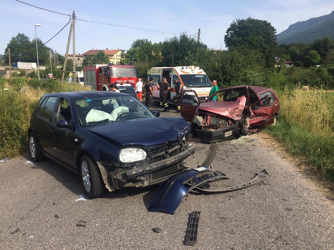 Doppio incidente stradale: sei feriti, uno grave