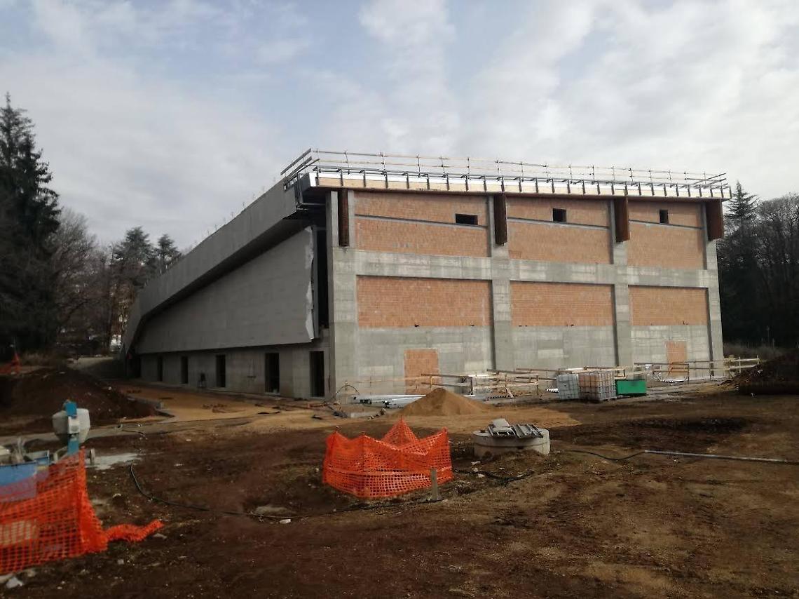 Fiuggi, il Palacongressi... riparte: riaperto il cantiere
