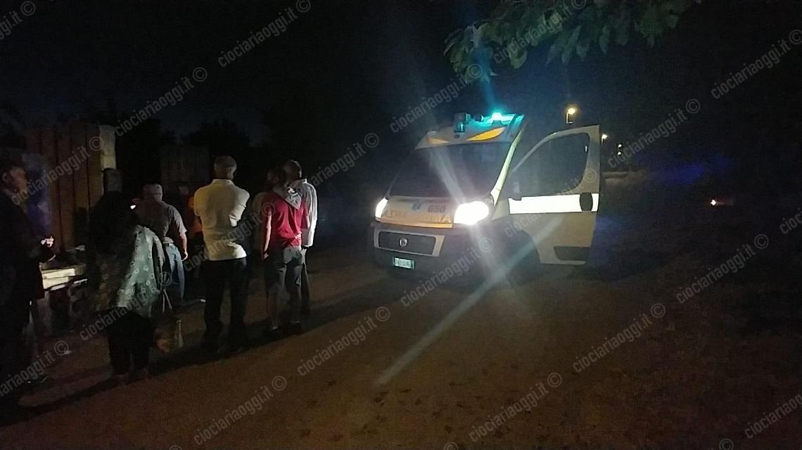 Si lancia con l'auto sui fedeli in processione: arrestato, ecco chi è