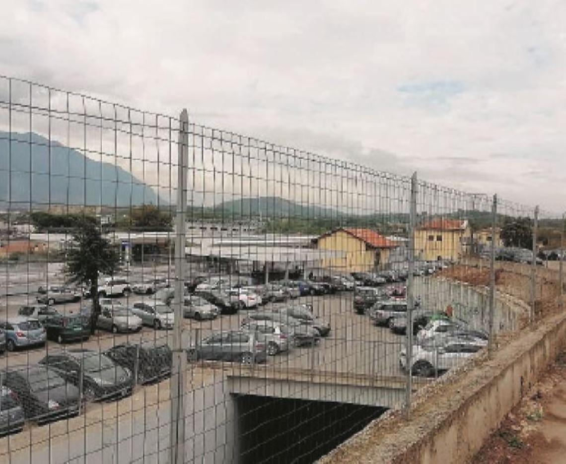 Stazione off limits: gli rubano l'auto appena comprata: